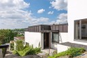 Idyllischer Reihen-Bungalow auf 2 Ebenen mit Garage