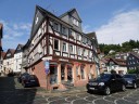 Mehrfamilienhaus mit Gewerbeflche in zentraler Lage